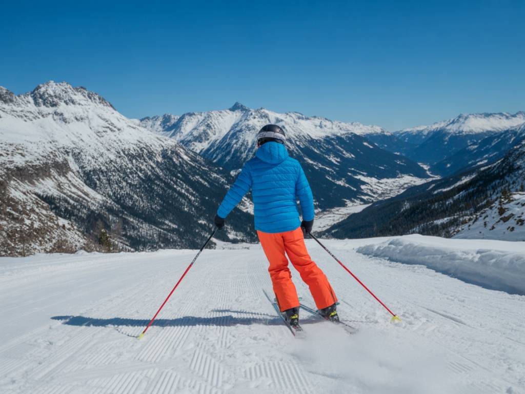 Schlitteln Weissenberge: die schönste Winterabfahrt im Glarnerland entdecken